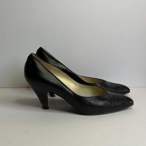Vintage Yves Saint Laurent Black Leather Pumps Size 35